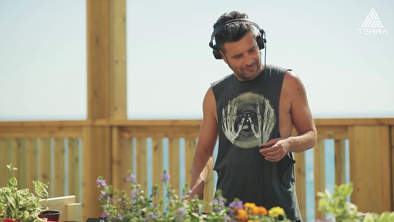 DJ Zombi @ Rosh Hanikra, Israel for TERRA Live