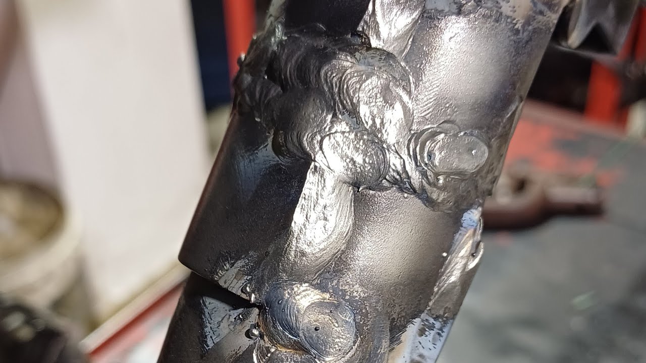 Reparando un chasis fracturado de una scooter china