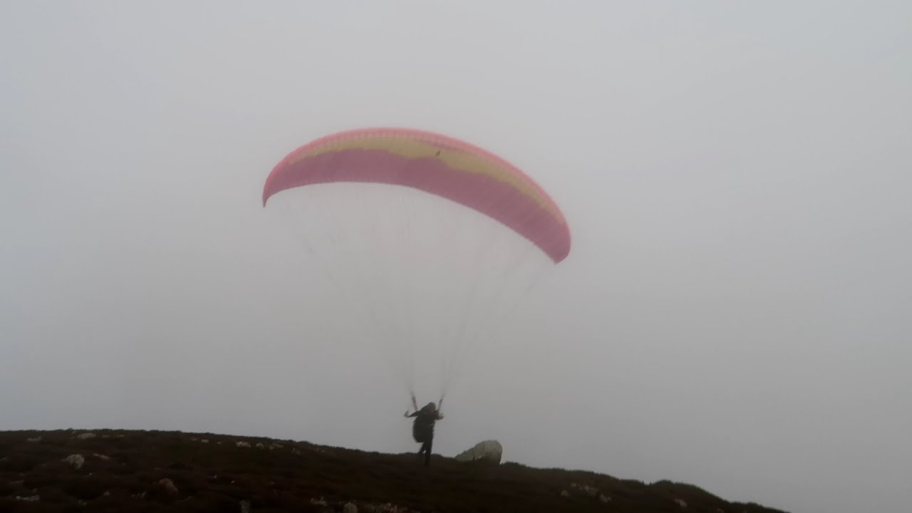 Paragliding in the mist- North Wales // VLOG