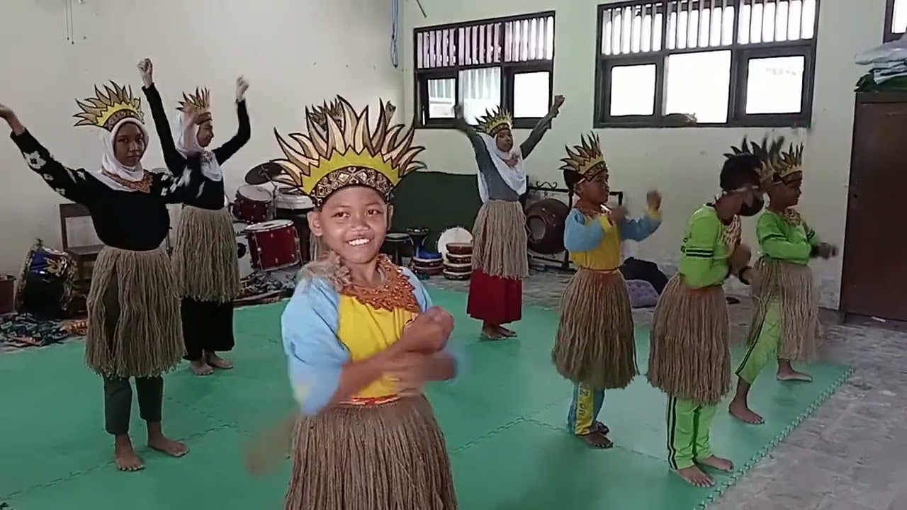 SDN Pleburan 02 ~ LOMBA GALANG AKSI KREATIF 2025