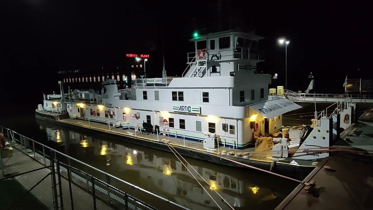 Four tows waiting at lock 19.Mississippi River, Keokuk IA, "Tow Jam"