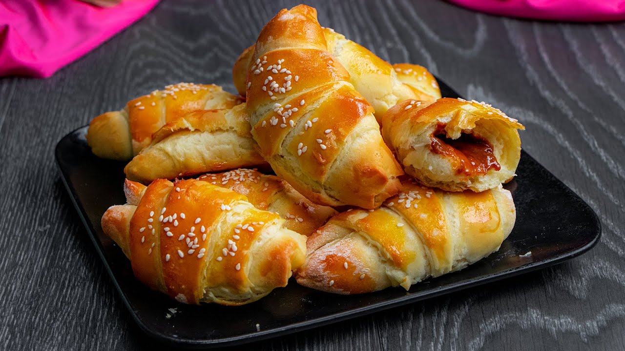 Croissante rapide, pufoase si foaaarte gustoase Cookrate-Romania