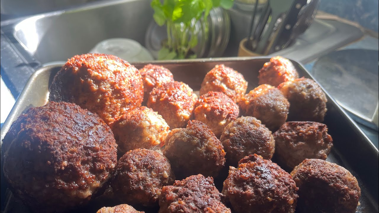 🍝🐈🌿🍹Weekend Edition: Sundays! Frank Sinatra’s Family Recipe of Spaghetti & Meatballs! 🐱🤩🍝🍹😍