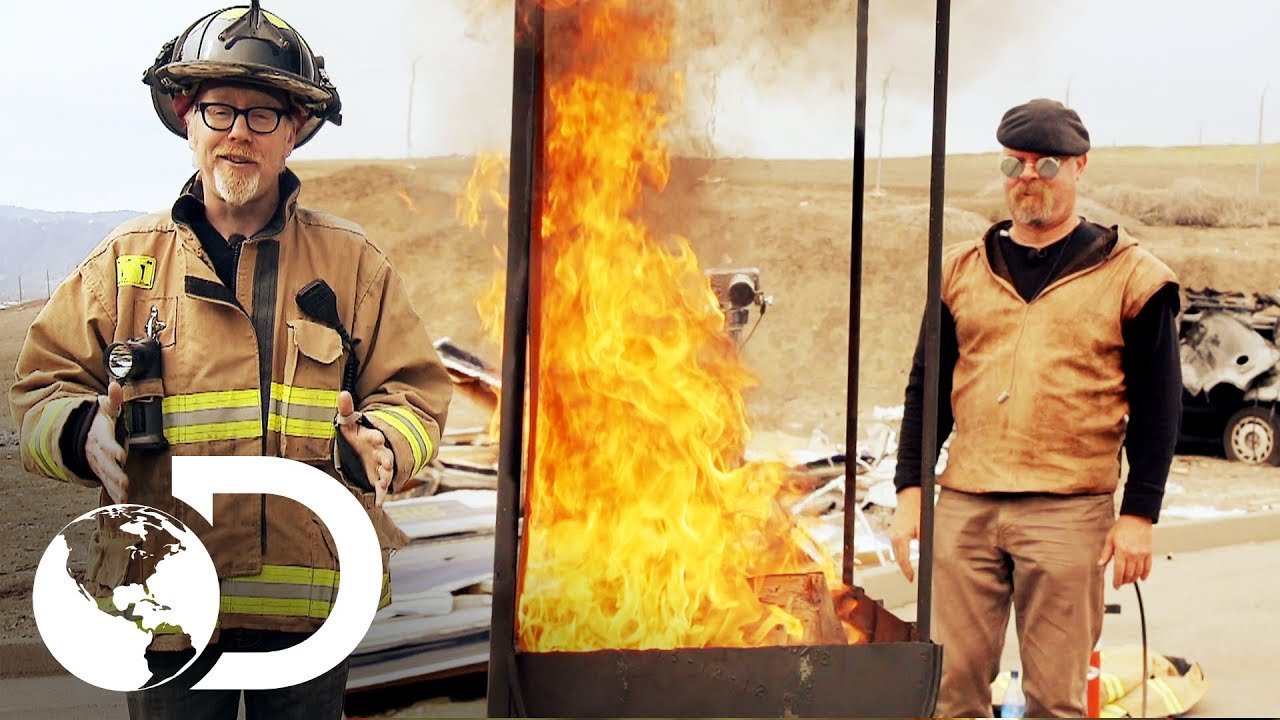 Disparando balas no fogo | Mythbusters: Os Caçadores de Mitos | Discovery Brasil
