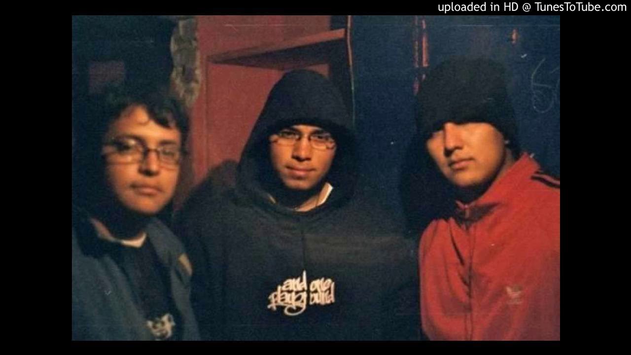 11 Sentimiento ft W kronico - Piel Azteca - Disco in&eacute;dito (2004)