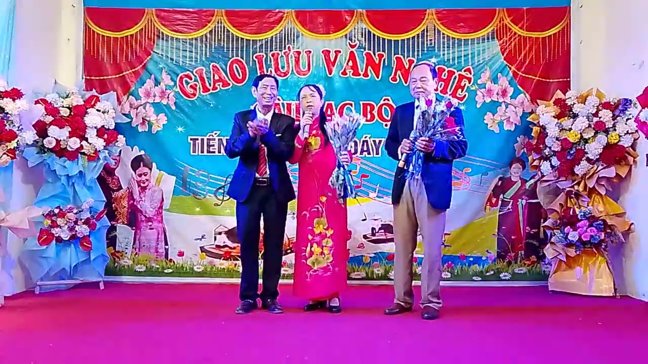 Ca khúc Nhớ Đêm Trăng Kỷ Niệm do nghệ sĩ Nguyễn Tất Thủ và Nữ nghệ sĩ xinh đẹp Thu Hoài thể hiện