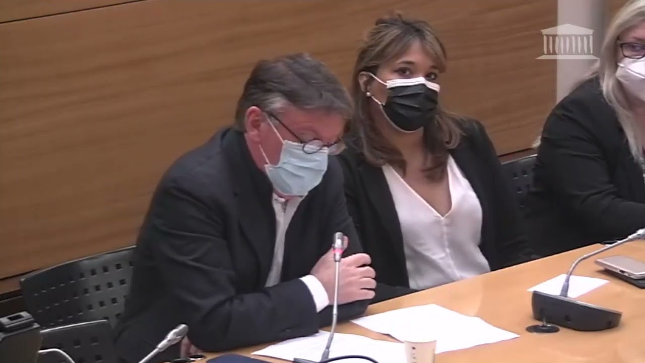 Philippe Berta interroge Antoine Petit pour sa nomination à la présidence du CNRS