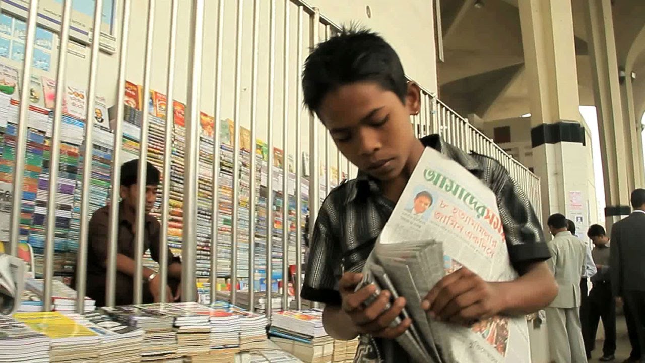 UNICEF-supported programme aids poor urban children in Bangladesh