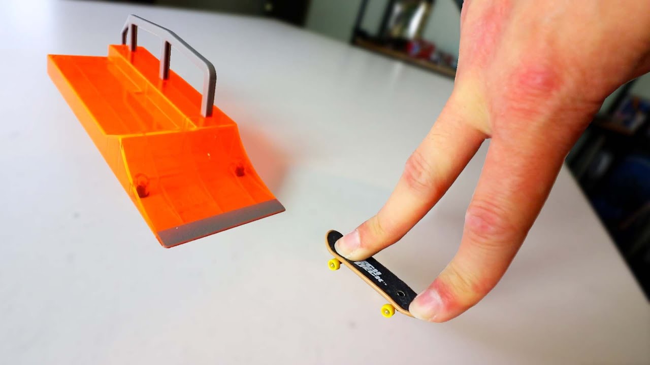 THE WORLD'S SMALLEST FINGERBOARD?!