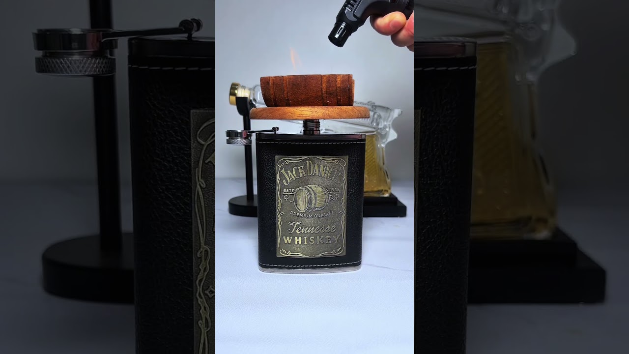 #hipflask#jackdaniels #whiskey #smoker #drink #cocktail #oldfashioned