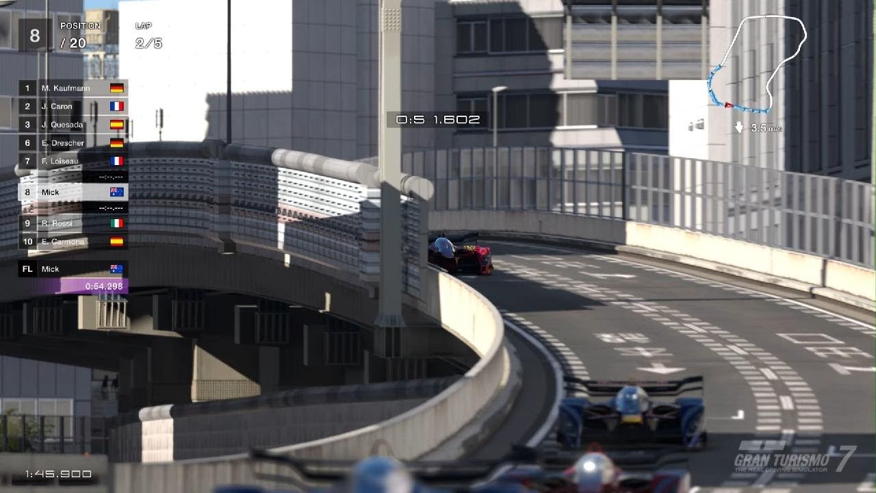 Running the Bulls at Tokyo Central reverse broadcast