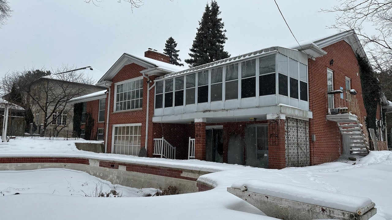 **Untouched since 1962** amazing ABANDONED mid century modern mansion