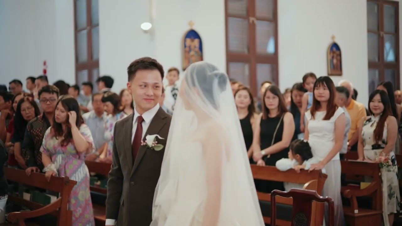 Amanda & Gordon // A Soulful Wedding at Church of St. Peter & Paul
