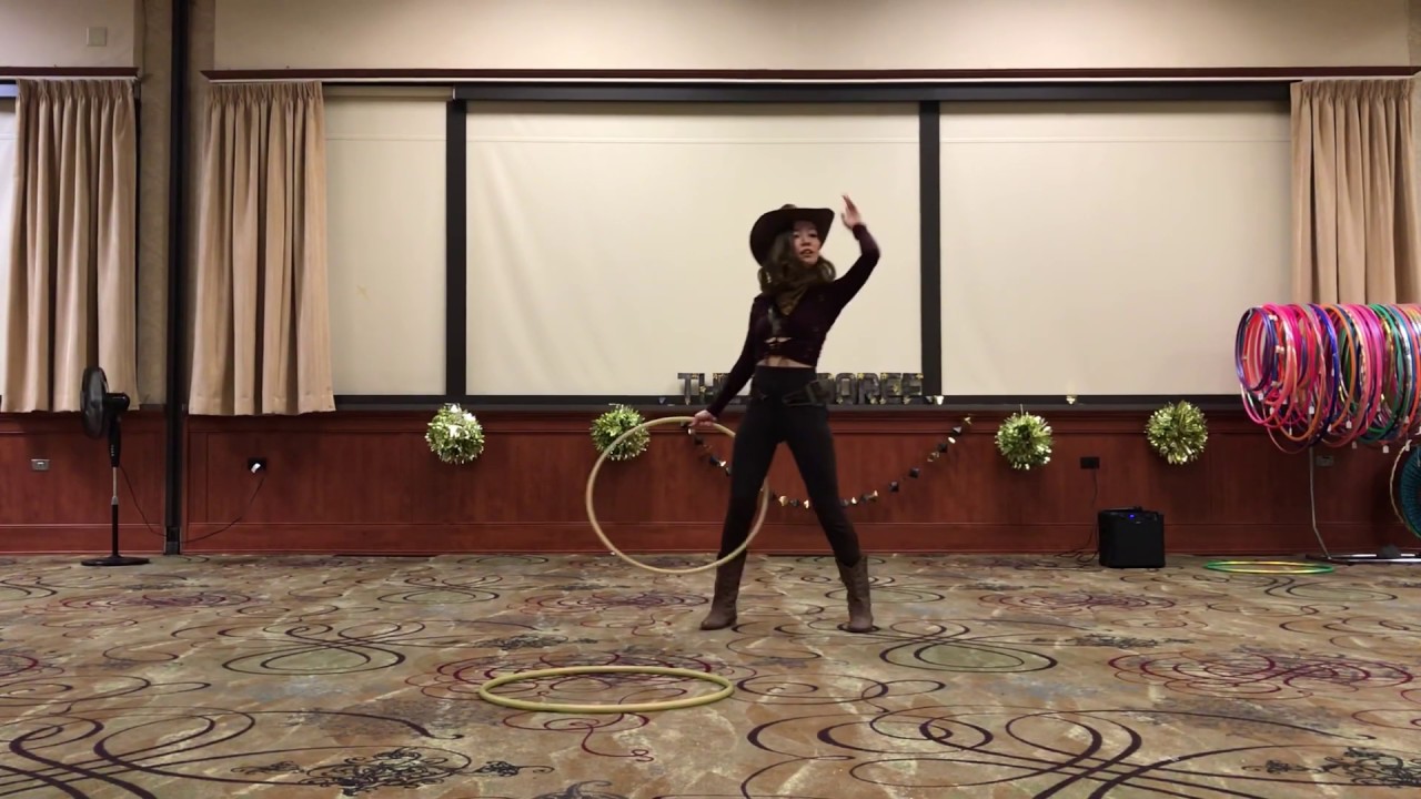 Spicy Cowgirl Hoop Act