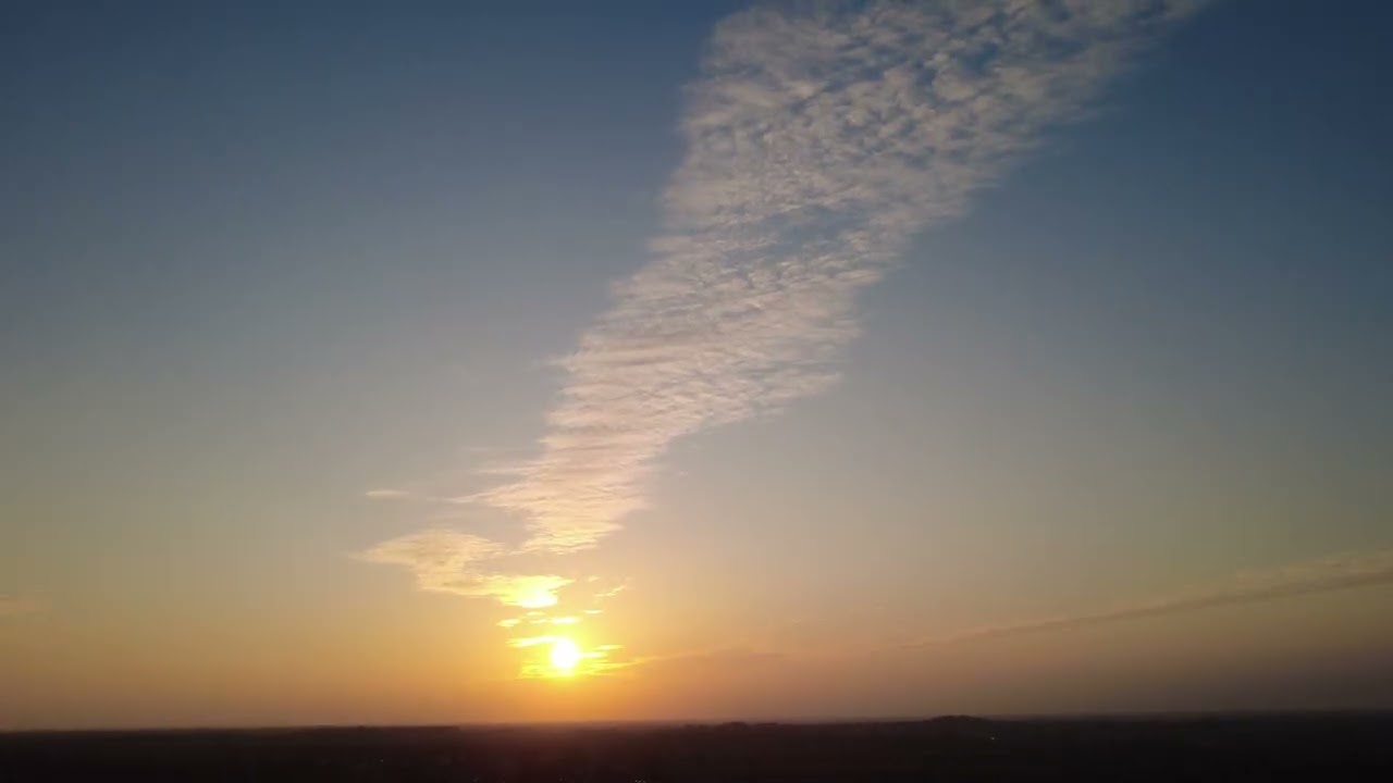 #133 - (0212) Sonnenuntergang Garten; Flugzeug bei ca. 3:00