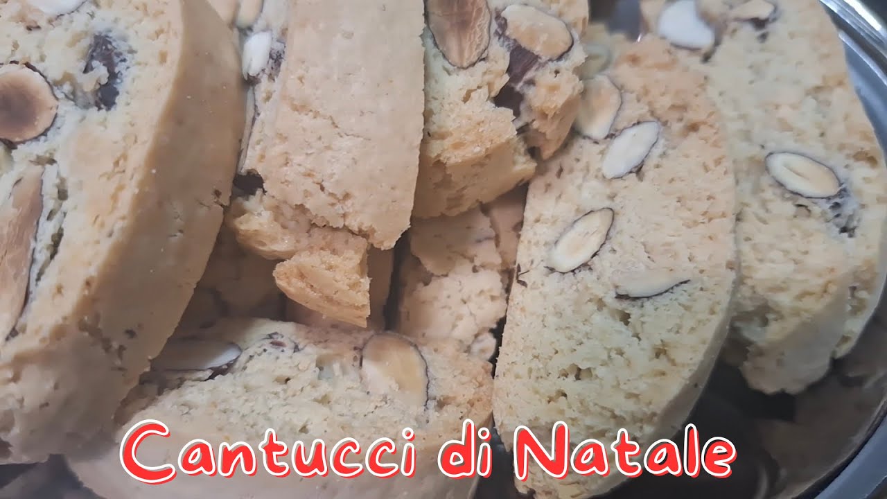 Cantucci Natalizi Fatti in Casa - Ricetta Facile e Veloce