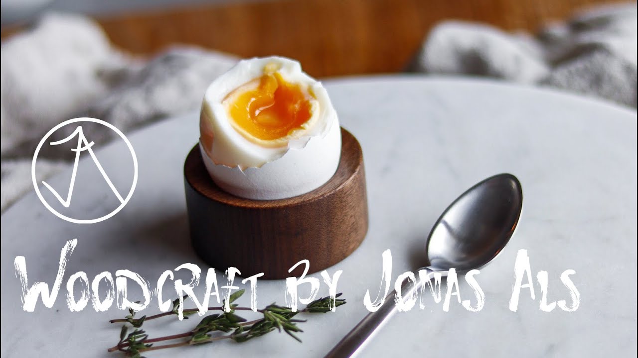 Woodturning - Making an nordic design Egg Cup!