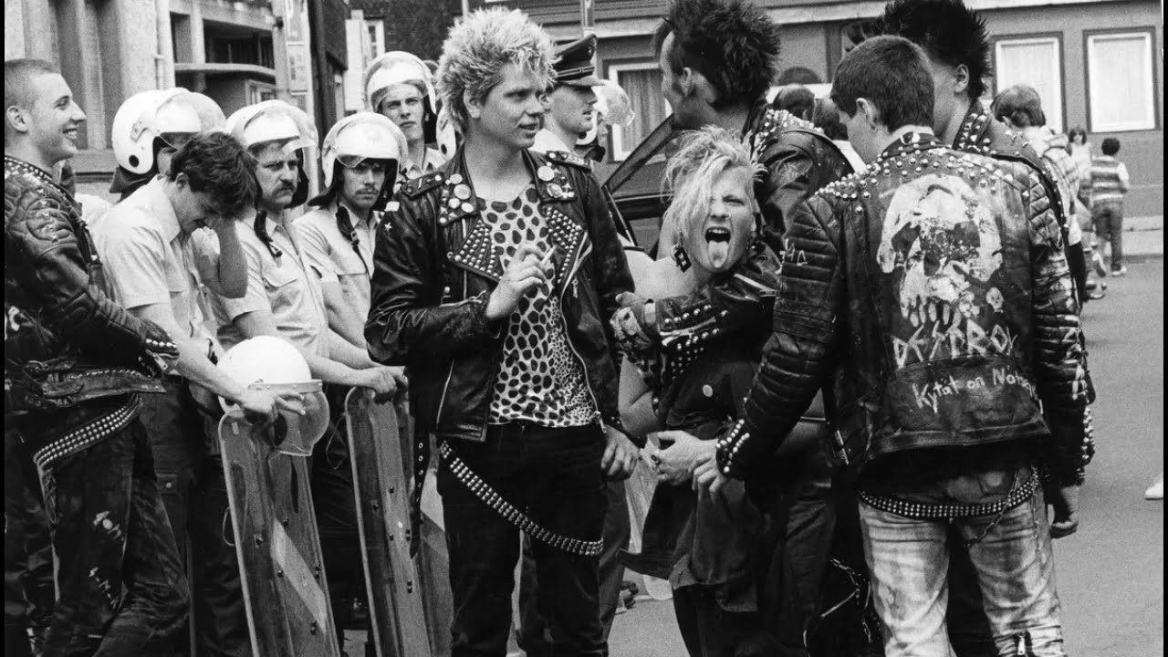 Redskins et punks, des bandes(-sons) antifascistes
