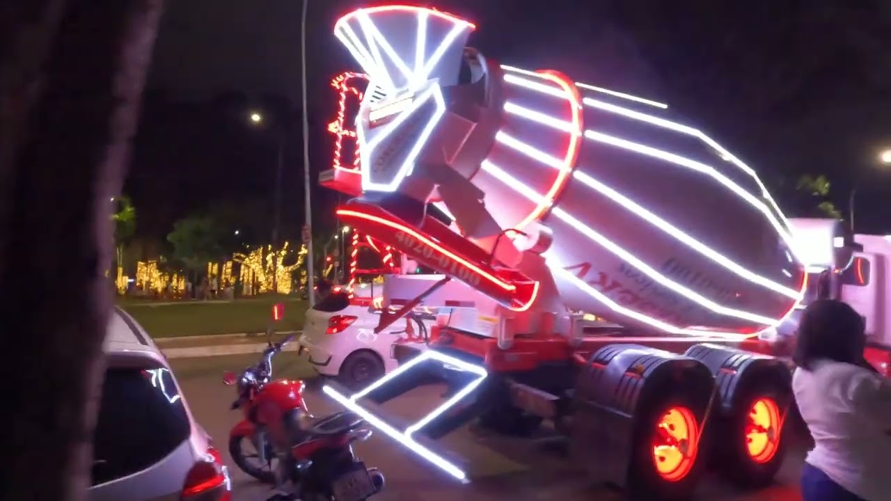 CADE A ARVORE DE NATAL DO IBIRAPUERA #natal #arvoredenatal #enfeitesdenatal 