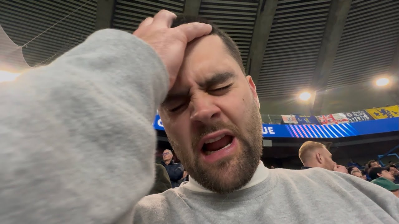 Terrible Goalkeeper And Even Worse Subs!! 🤬 | PSG 5 - 2 Chelsea | Vlog (Alex)