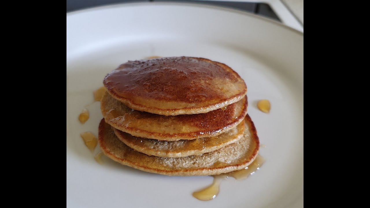 Havregrynspandekager med æble og banan - Bedste, fluffy havregrynspandekager til morgenmad/brunch