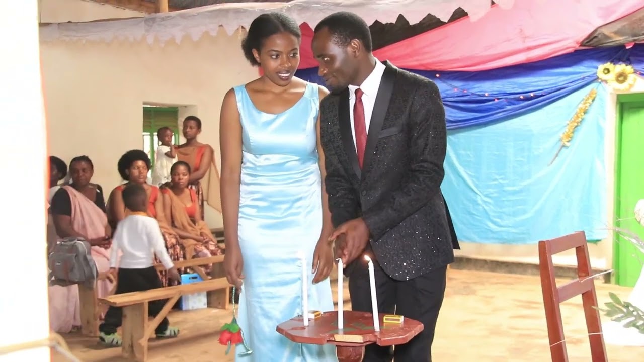 IHERE AMASO UBUKWE BWA Epiphanie na Innocent MURUSENGERO NO MURI RECEPTION.