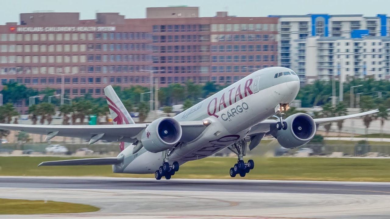 Plane Spotting at Miami International Airport From Cargo Terminal | Boeing 777, Boeing 757