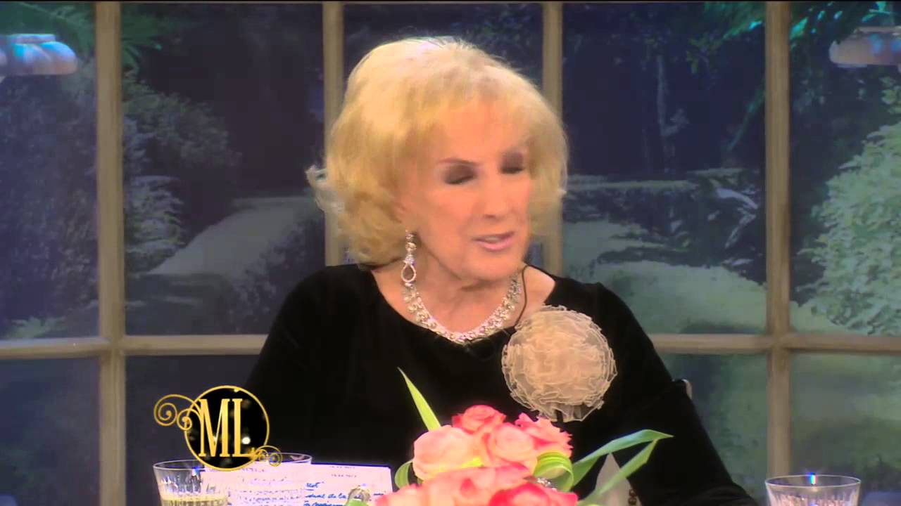 La noche de Mirtha 2014 - El llamado de Jorge Rial que emocionó a la Niña Loly