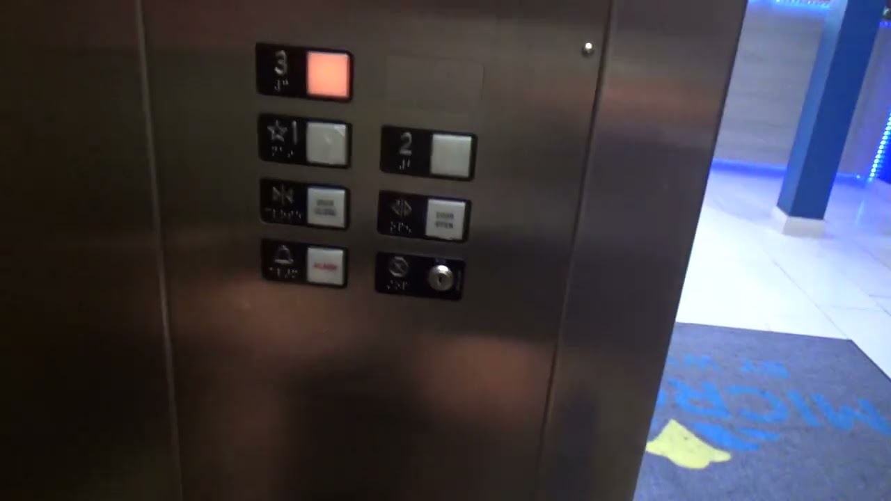 2001 MEI Hydraulic Elevator - Microtel Inn & Suites by Wyndham - New Ulm, MN