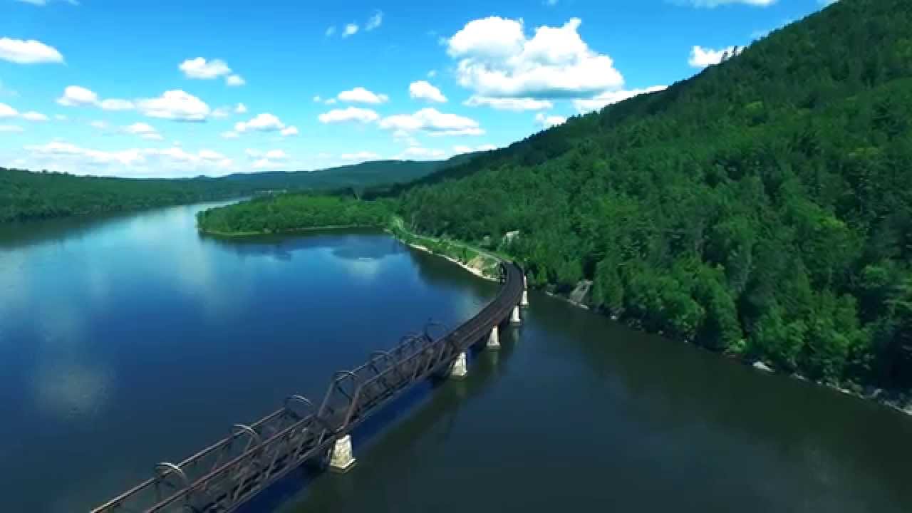 Breathtaking Views of Mattawa: A Drone's Eye View - 4K