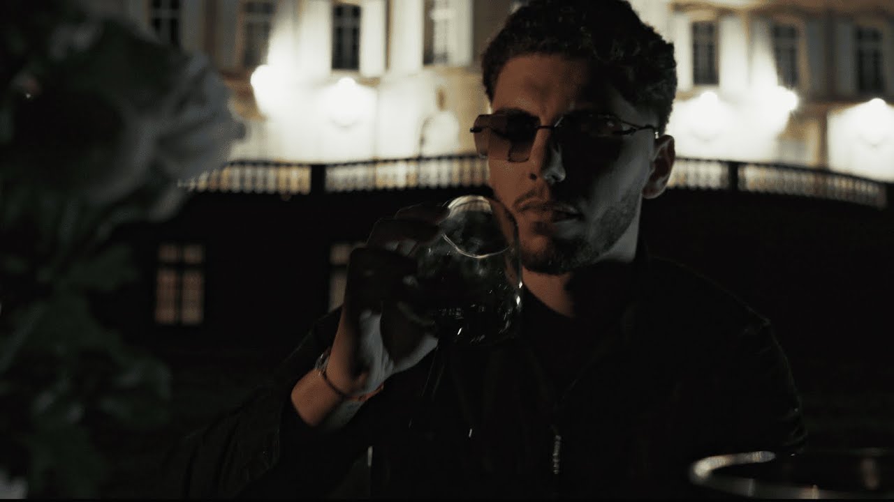 DOLC3 - MOBLAND (CLIP OFFICIEL)