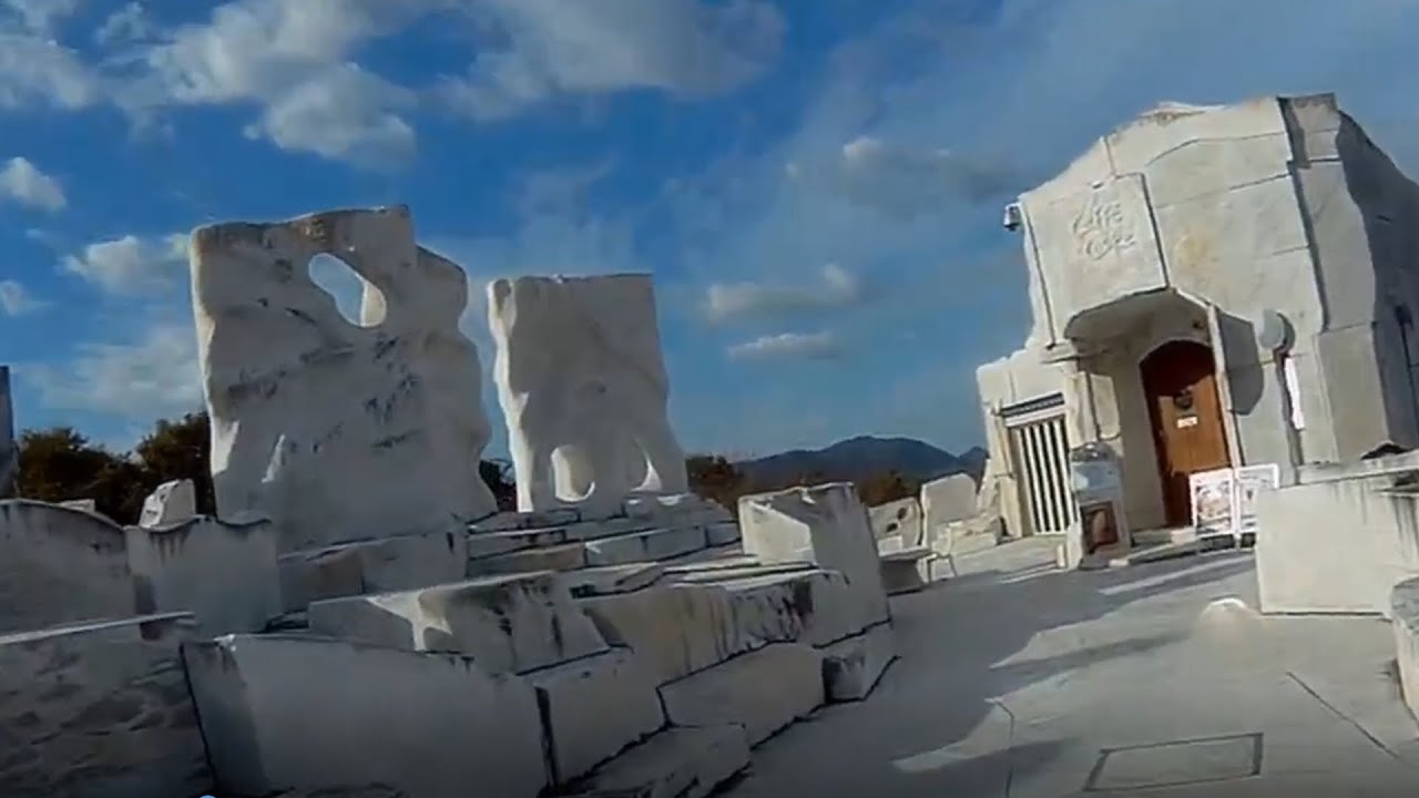 20251118　尾道市　耕三寺の先　未来心の丘