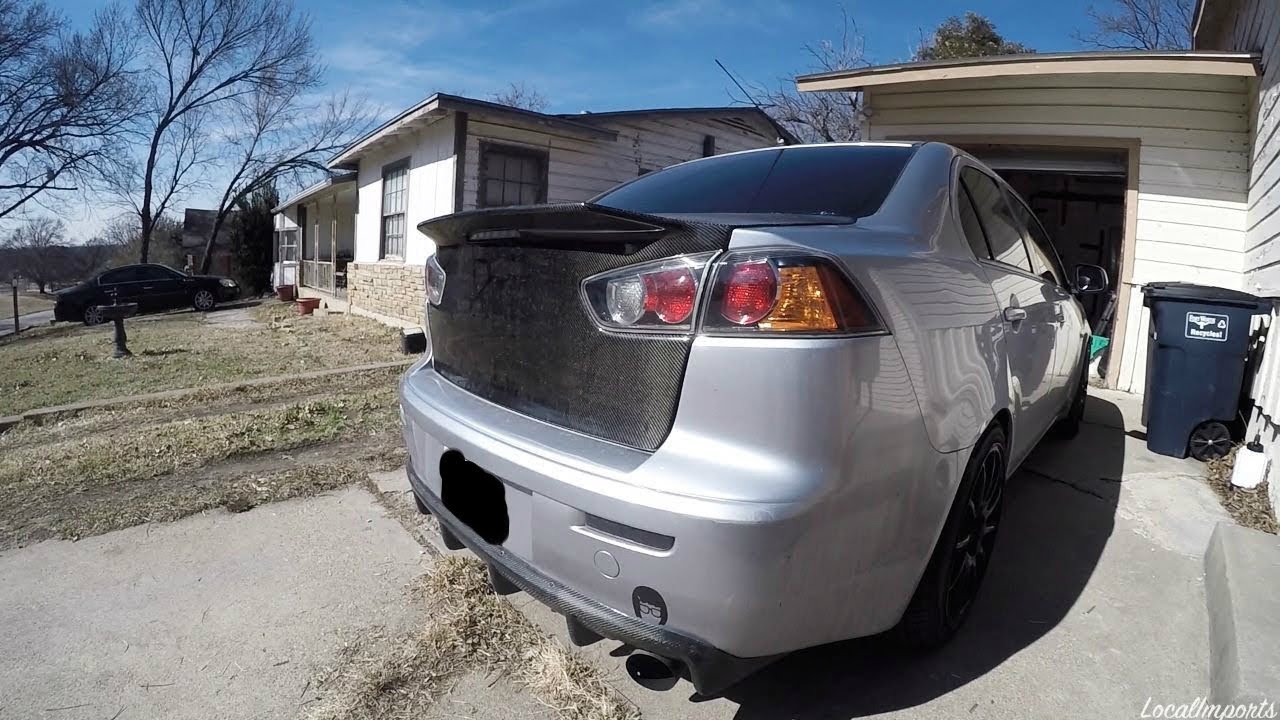Installing a Carbon Fiber Trunk (VIS Racing)