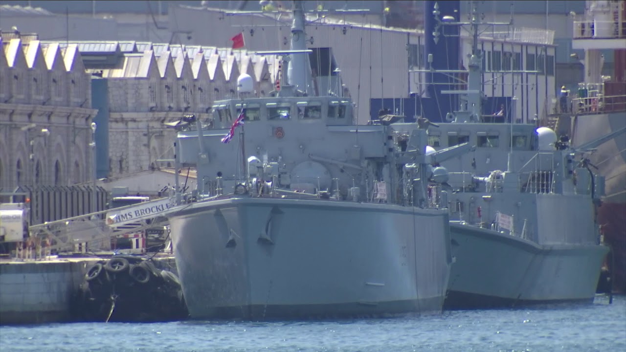 Two mine-hunters arrive at the Naval Base