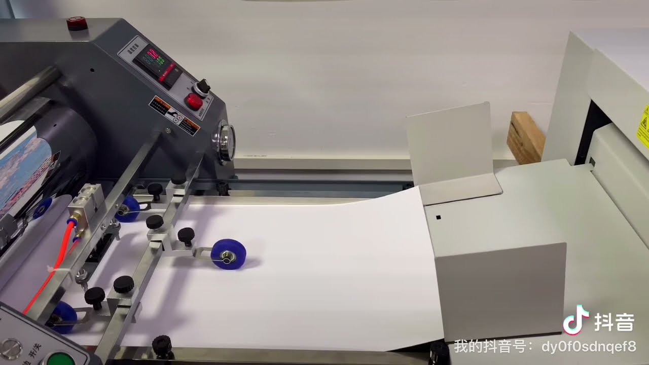 Sysform RL-390D roll laminator combines with suction paper creasers (feeder function) 2