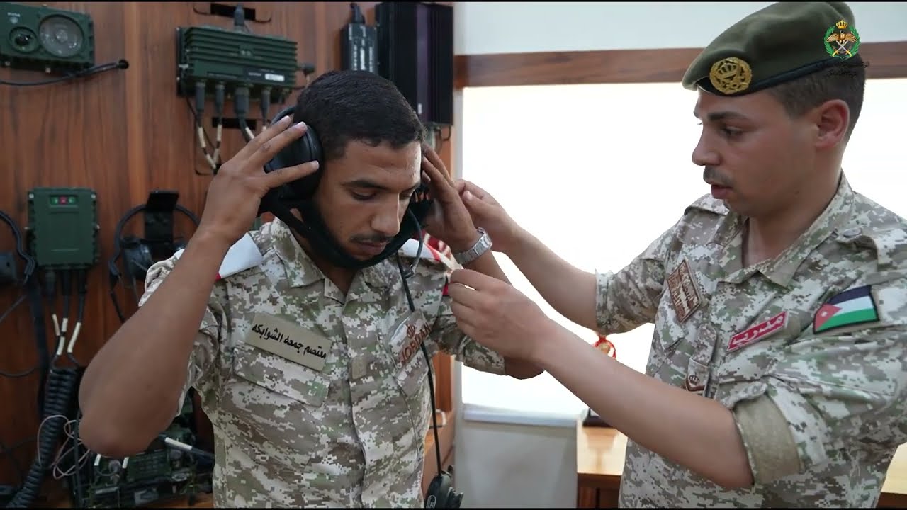حلقة جديدة من برنامج جيشنا العربي _ سلاح اللاسلكي  الملكي