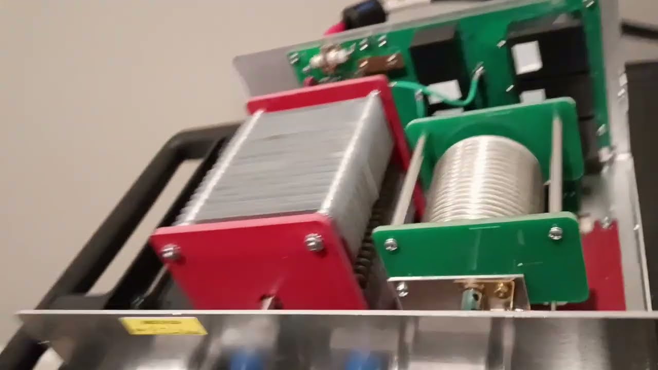 Palstar HF-AUTO - Inside View and Greasing - Part 1