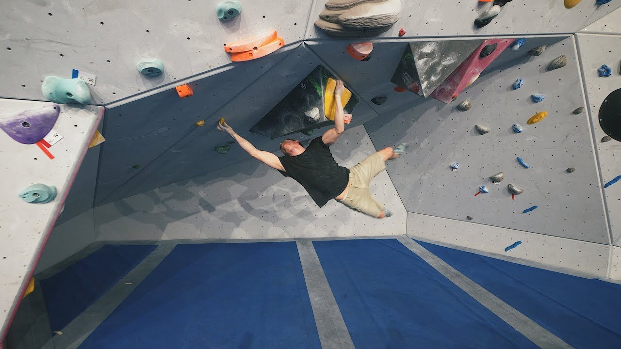 Crazy Moves And A Chaos Board - Fredrik and Emil