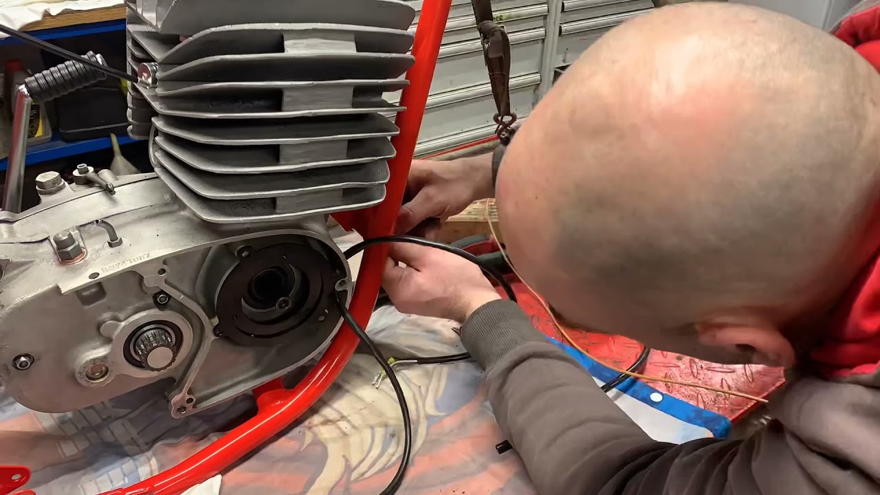 1977 Maico MC440aw restoration day 12 HPI ignition installation