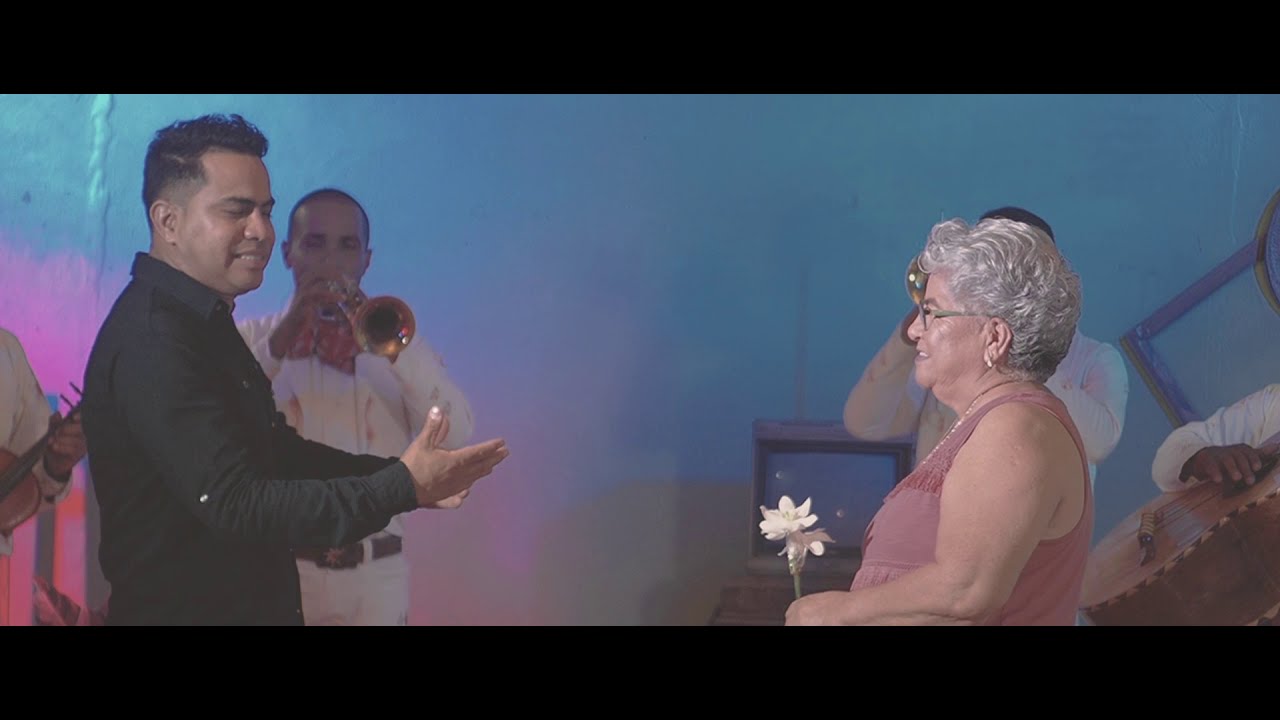 Ayote en Miel ft Mariachi Oasís de Esperanza - Martha Azucena (Video Oficial)