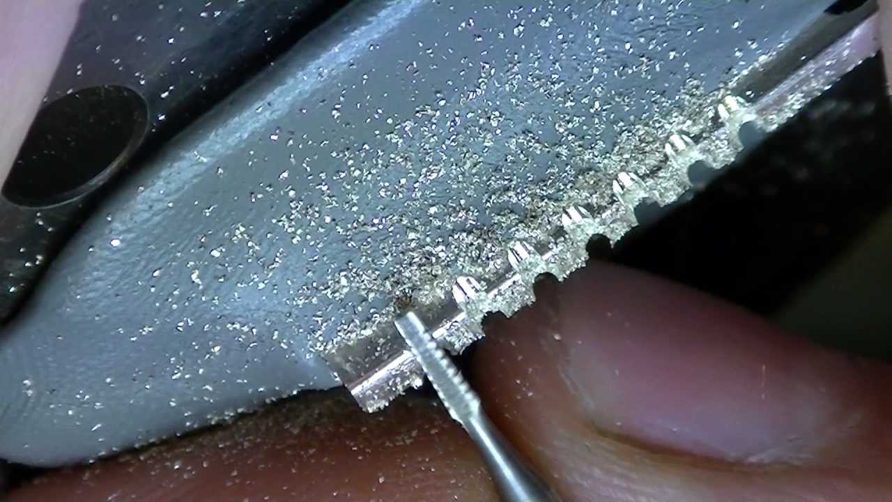 Hálsmen, micropavé.mpg