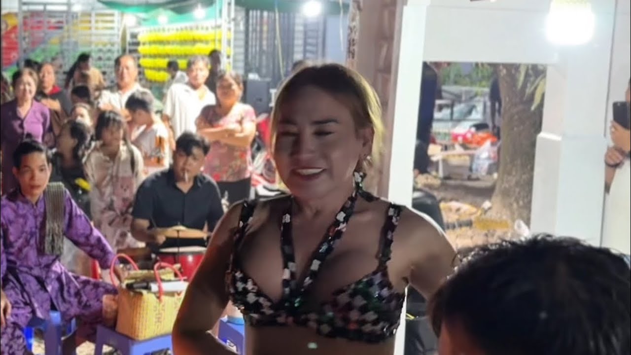Hơn 30 năm Mới Thấy Lại Cảnh Này!Hát Bóng.