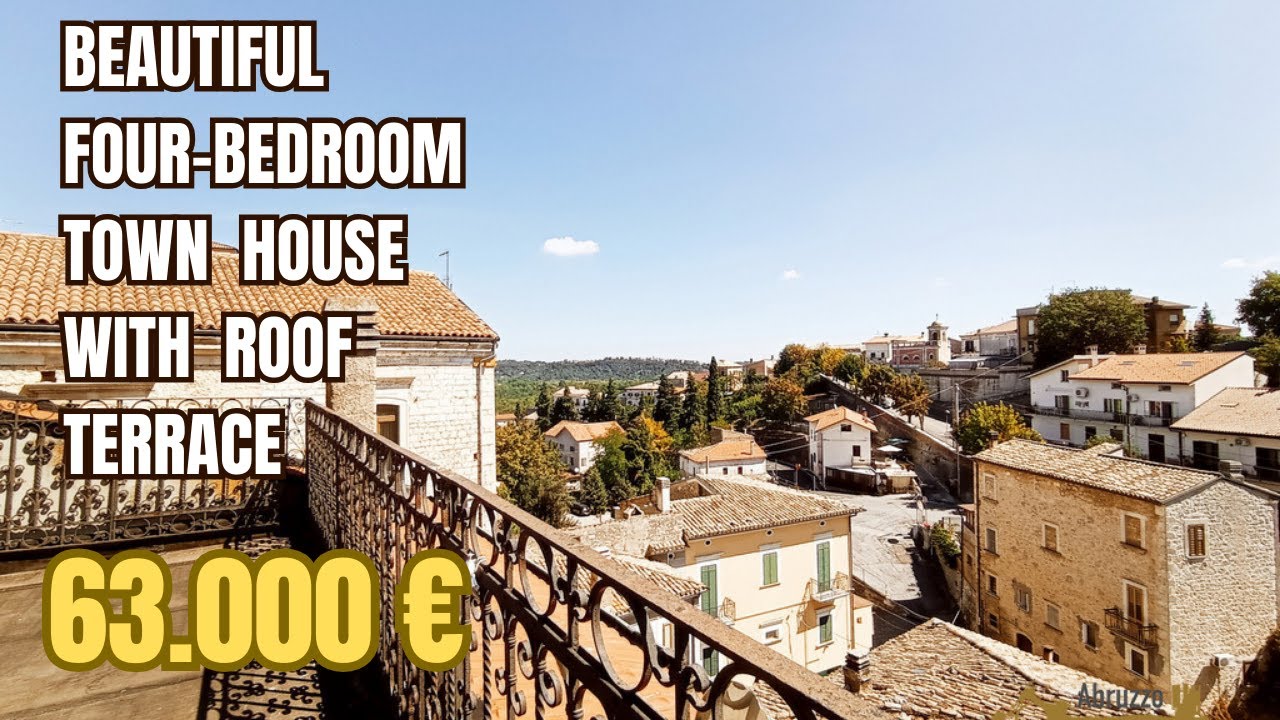 Beautiful four-bedroom town house with roof terrace and garage. Rapino
