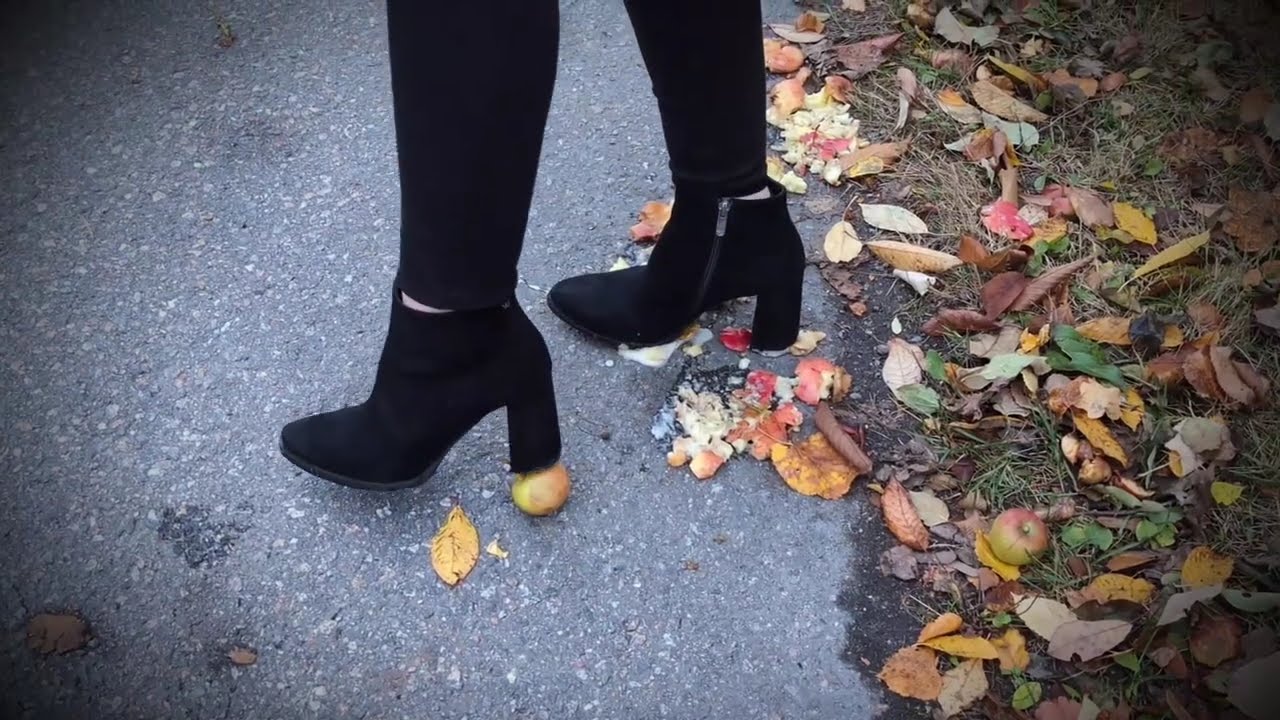 High Heels Walk in the Park | ASMR Crushing fruits #crushingfood #heelstrampling #crushingthings