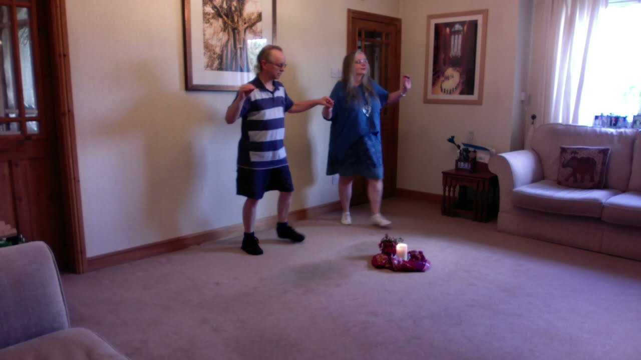 Kalymeyra - Circle Dance with Cindy & Adrian