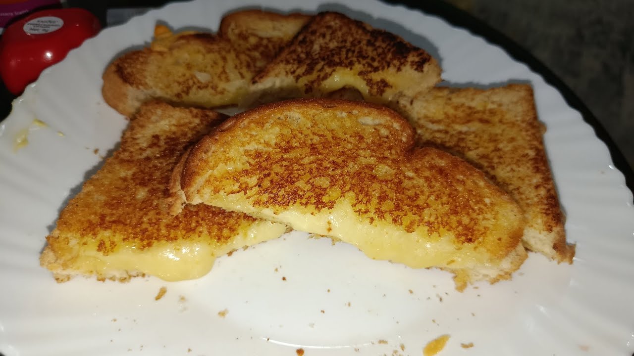 GRILLED SANDWICH/NORWEGIAN CHEESE