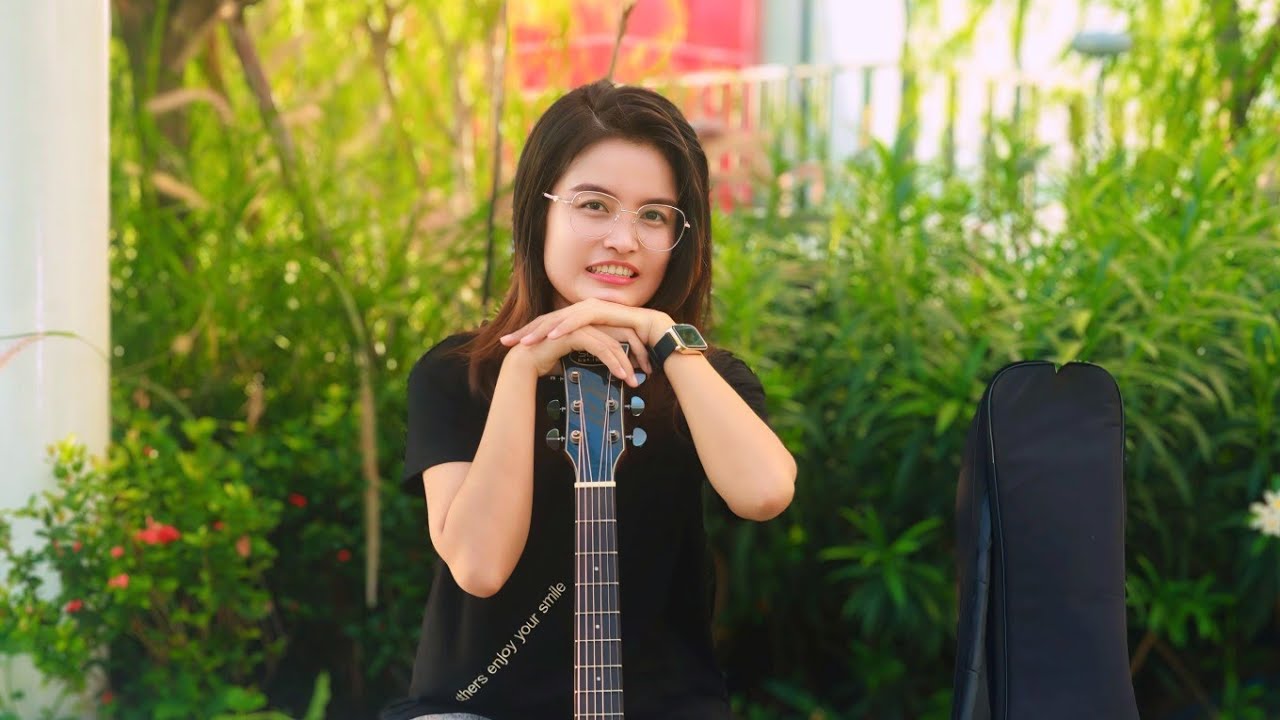 Mro Song -Xavan pi(လမင်းလေး) Laq Sau (official -mro song)