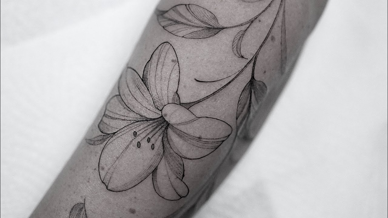 Lily Flowers tattoo process. Fine Lines 3rl