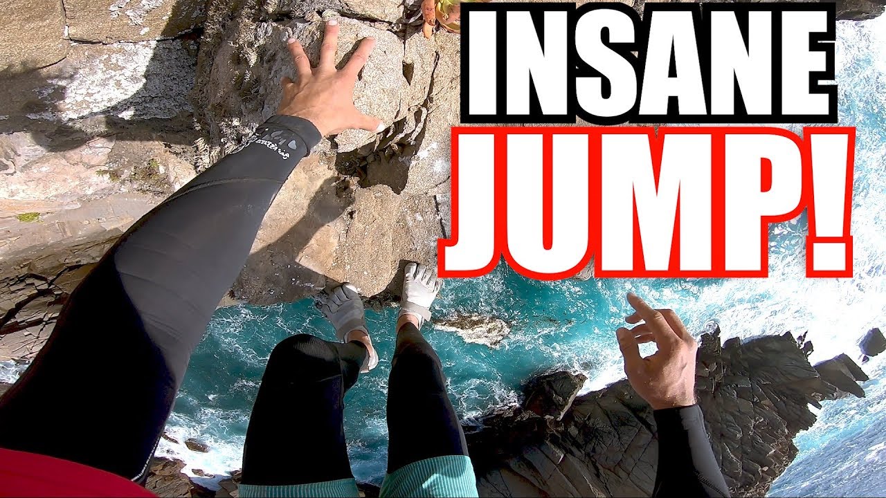INSANE 105 FOOT CLIFF JUMP IN MEXICO (Sketchy Climb Up * No Rope!)
