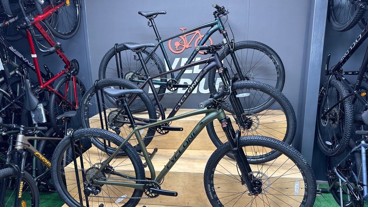 Відео огляд на велосипед Cyclone SX 29